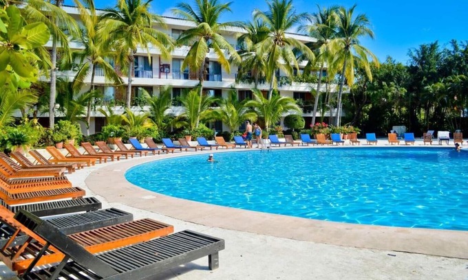 Ixtapa Hotel | Villas Paraiso Hotel/Room 14