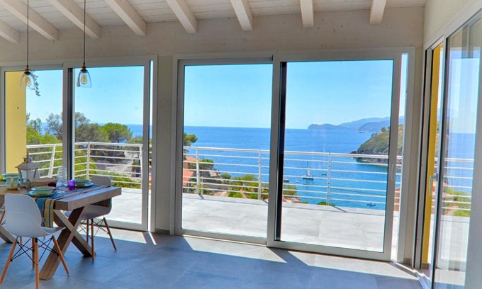 Morcone House | Villetta La Vela by Agenzia SolturElba