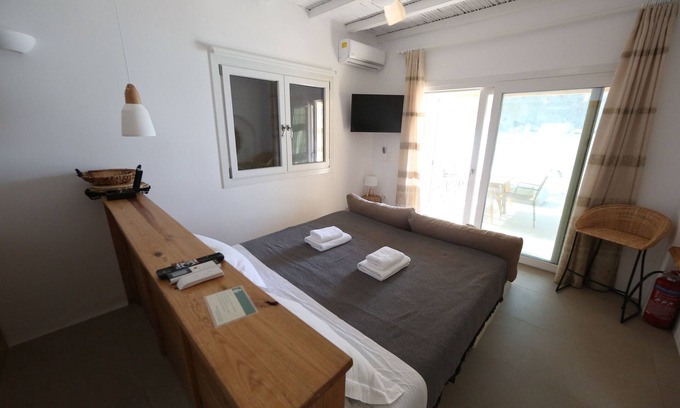 Triovasalos Apartment | Vilos Suites At Firopotamos Beach