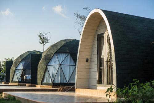 Ba Tri Hotel | VinaEcolife Lodge