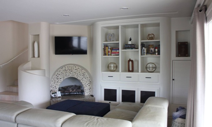 Fallbrook House | Vineyard Retreat-Private Guest home