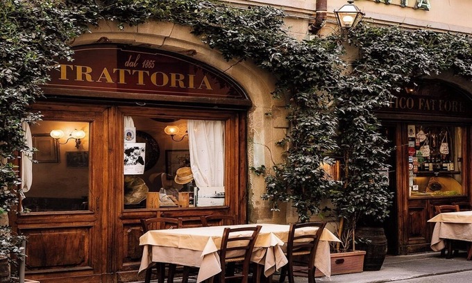 Duomo Apartment | VINTAGE LUXURY- RIGHT AT THE HEART OF FLORENCE