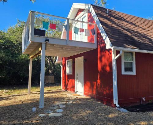 Somerville House | Vintage Retreat at Lake Somerville