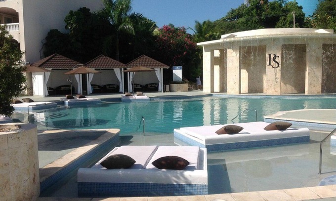 Los Brazos Resort | VIP Gold 1 or 2 BR Suite Puerto Plata Lifestyle