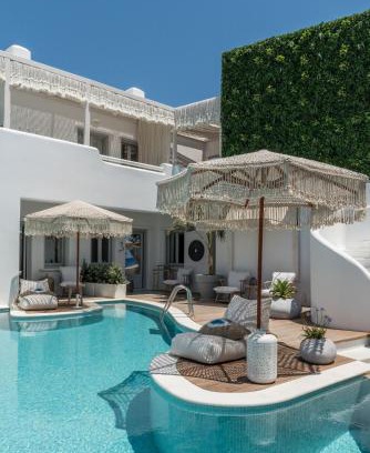 Agios Prokopios Hotel | Virtu Suites