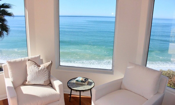San Onofre House | Vista Blanca: Luxurious 5-bdrm in Cyprus Cove