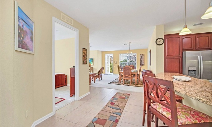 Florida Central Atlantic Coast Condo | Vista Cay 3 Bed 2 BT Huge Upscale King WOW