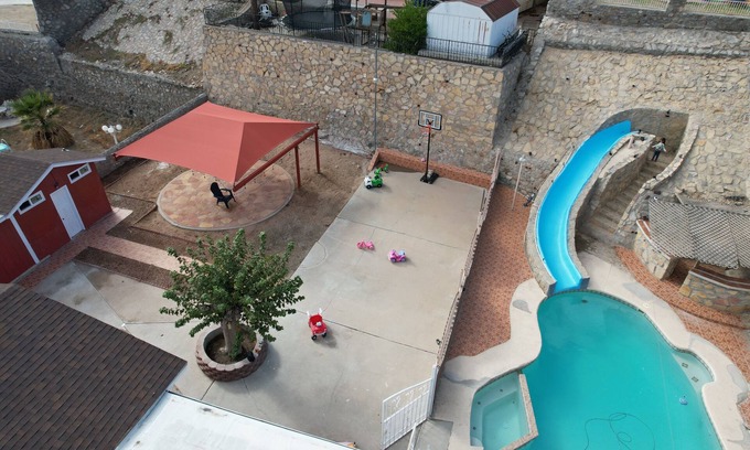Biggs Field Apartment | Viva EP Apt! Quiet/Comfy, Pool/Spa, Full Kitchen, Near I10, Airpt, Ft Bliss