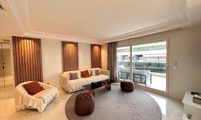 Cannes City Centre Apartment | Viva Riviera Luxury Penthouse with Sea View