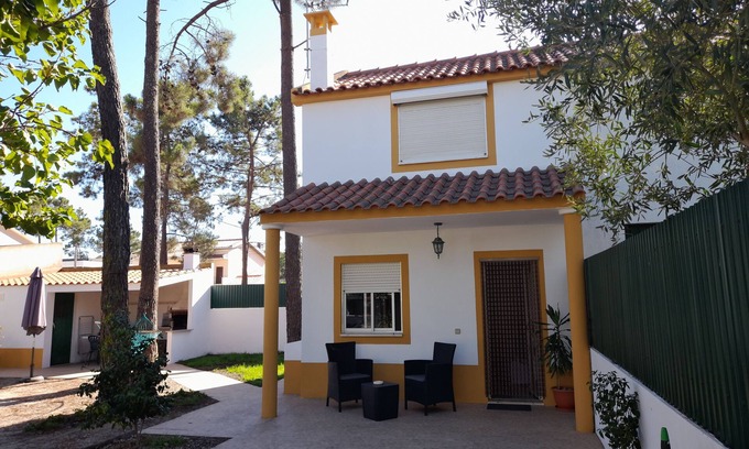 Charneca de Caparica e Sobreda House | Vivenda Unifamiliar