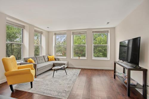 DeBaliviere Place Apartment | Vogue Apartment next to ForestPark/WashU/BJC