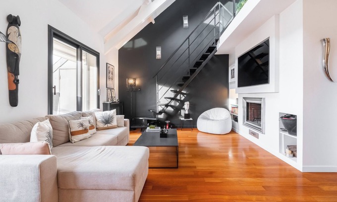 Fourqueux Apartment | Vrbo Property