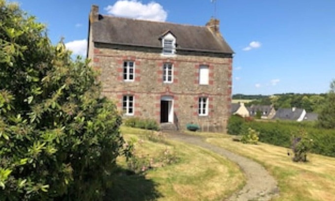 Saint-Goueno House | Vrbo Property