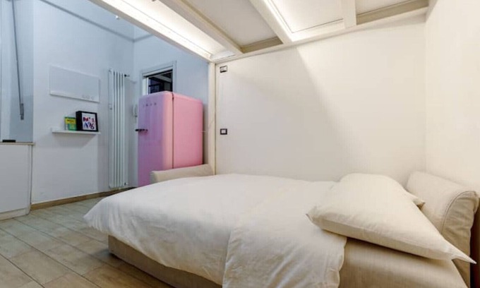 Tricolore Apartment | Vrbo Property