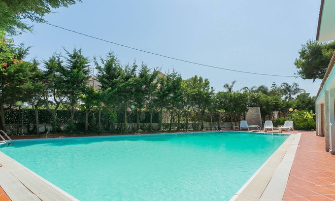 Giovinazzo Villa | Vrbo Property