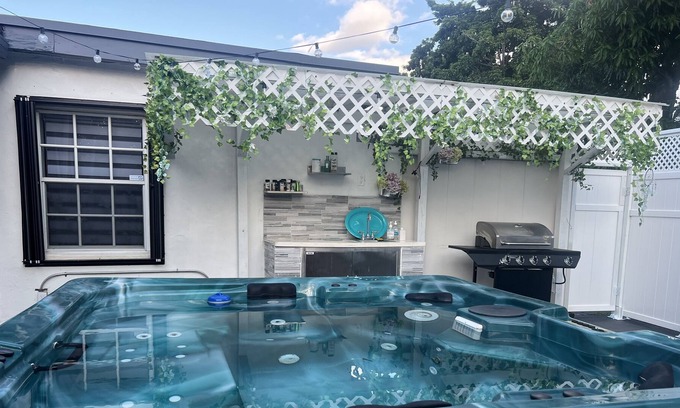 Hialeah House | Vrbo Property