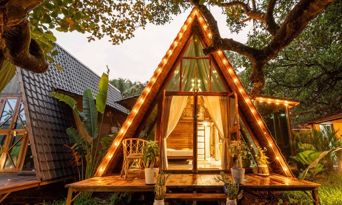 Mandrem Resort | Vrihi Boutique Resort: Nirja: Open-air Hot Tub: Luxury A-Frame: Mandrem Beach