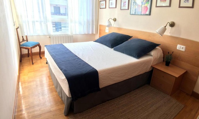 Antiguo Apartment | VT Musikene Parking ESS01579
