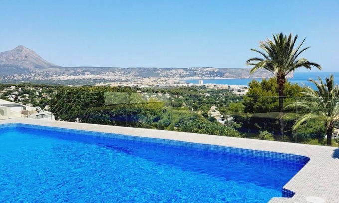 Trencall Villa | Vue Exceptionnelle sur la Baie de Jávea et le Montgó