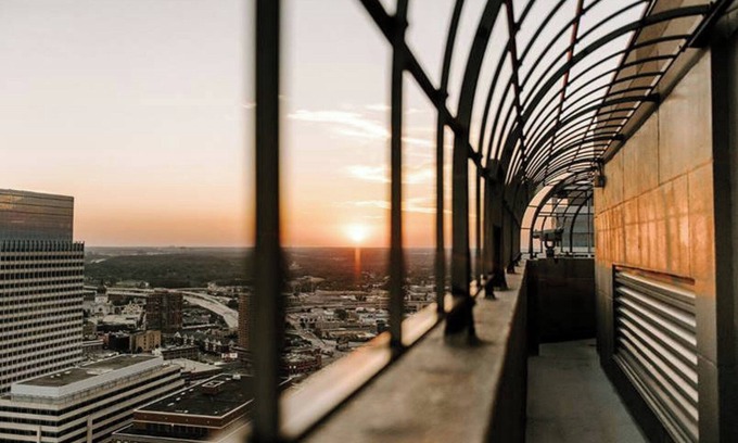 Downtown Minneapolis Hotel | W Minneapolis - The Foshay