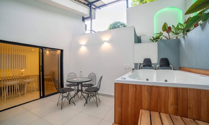 Las Lomas I Apartment | w*| Stylish 1BR with Jacuzzi in El Poblado
