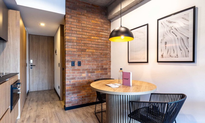 Barrios Unidos Apartment | w* | Stylish loft near Parque Virrey