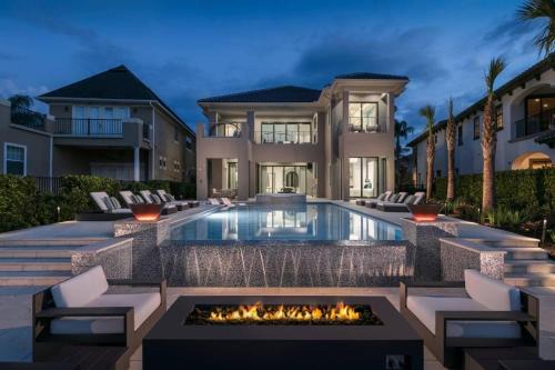Reunion House | W400J - Luxury Modern Mansion with Basketball Court at Reunion