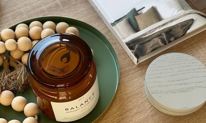 Waikanae House | Waikanae Beach Abode: Memories, Family & Relaxation