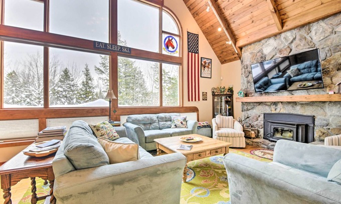 Waitsfield House | Waitsfield Vacation Rental w/Private Hot Tub