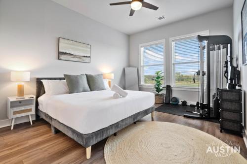 East MLK Apartment | Walk to BBQ and Dog Park 2BR2BA Gym Workspace and WiFi by AustinVacay