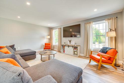 Laconia House | Walk to Beaches and Parks Home with Deck in Laconia