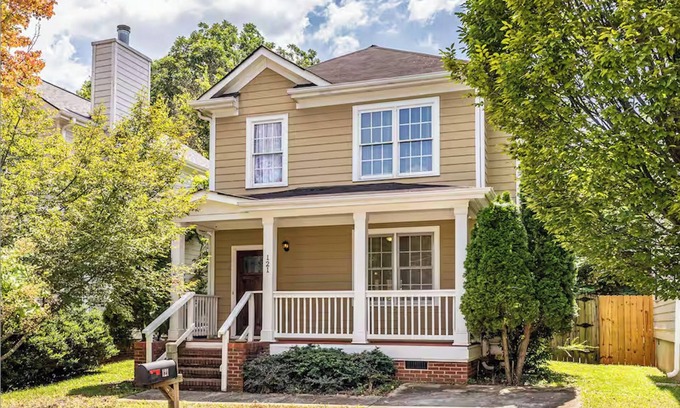 Peoplestown House | Walk to Beltline, Restaurants & Grant Park! King Primary Suite!