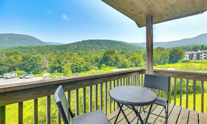 Bolton Valley Condo | Walk to Bolton Valley Resort: Condo w/Mtn Views!