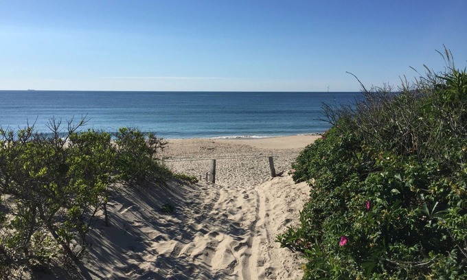 New Shoreham House | Walk To Mansion Beach