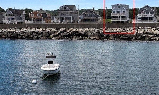 Minot House | Walk to private beach, stunning lighthouse & ocean views, pet & family friendly!