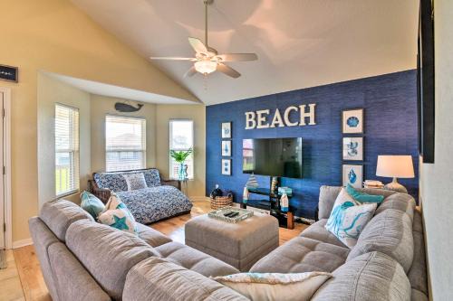 Galveston House | Walk to Sea Isle Beach Bright Galveston Home!
