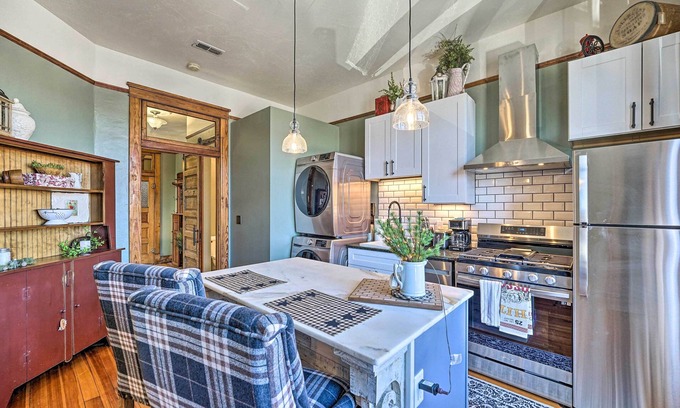 Laramie Condo | Walk to Shops & Restaurants: Dtwn Laramie Condo!