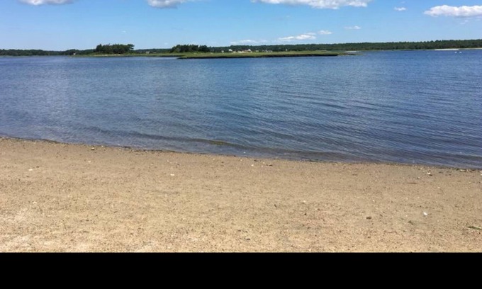Fairhaven Cottage | Walk to the beach! Kayaks Beach chairs, cooler use included!