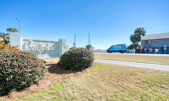 Avalon Beach Estates Condo | walk to the beach 1 minute across