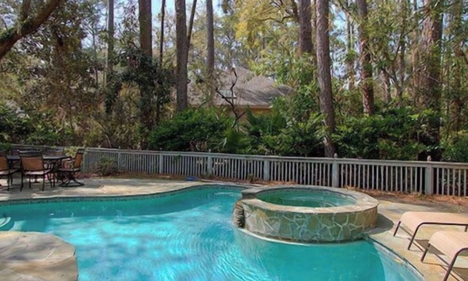 Heritage Woods House | Walk to the beach Private pool spa Dog friendly!