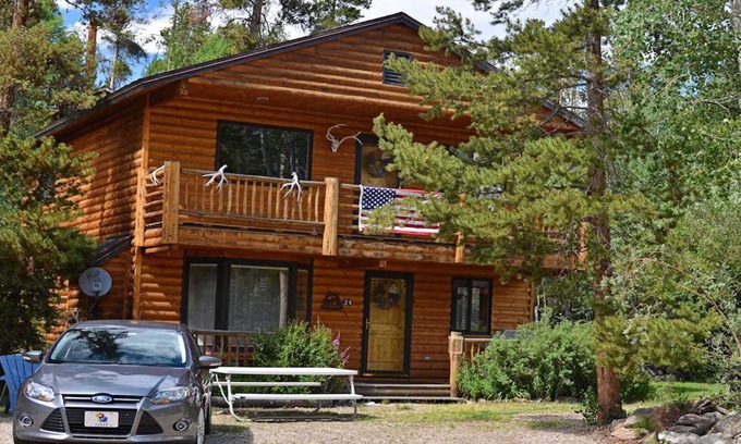 Grand Lake Cabin | Walk To Town, Lake, Private Beach! Gateway to RMNP on the LAKE