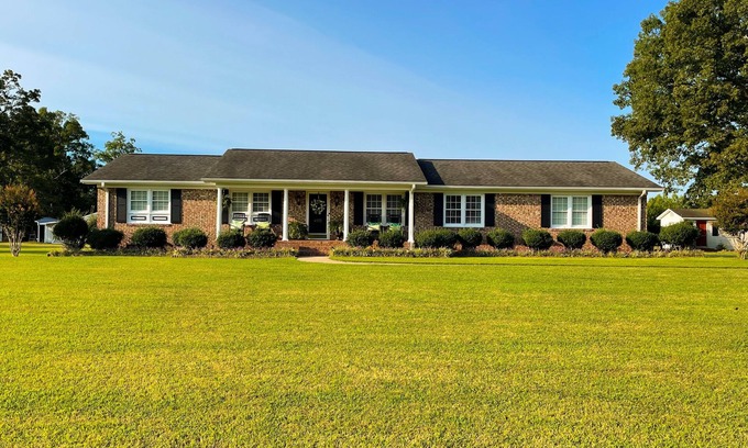 Tigerville House | Walking Bear Retreat near North Greenville University in a quiet country retreat