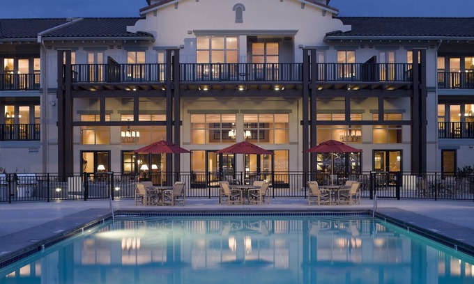 Okanagan-Similkameen Hotel | Walnut Beach Resort