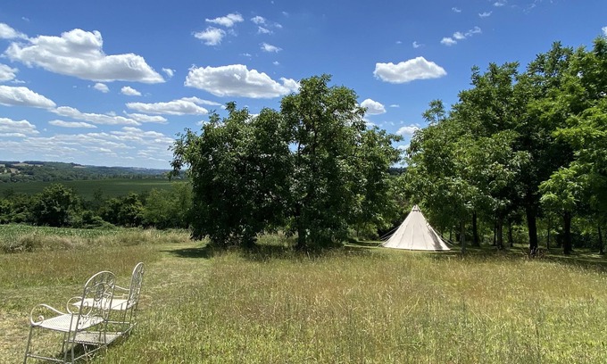 Moncrabeau RV Rental | Walnut View Tent @finders Keepers France. Adults Only Retreat. 13 Acres and Lake