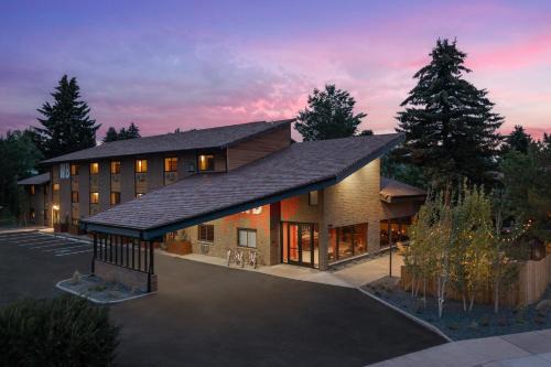 Bozeman Hotel | Wandering Buffalo