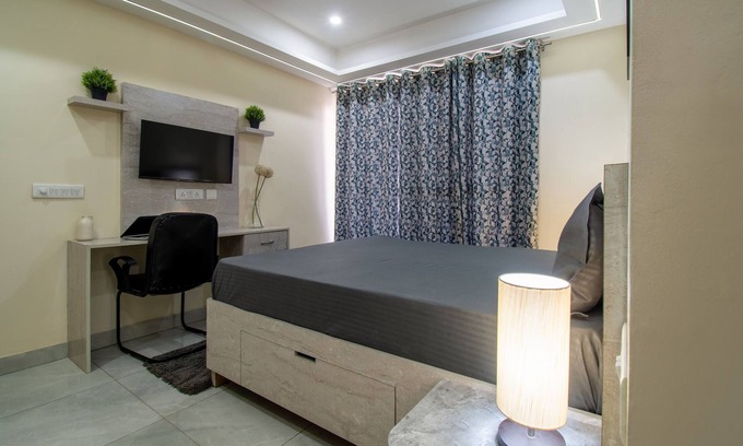 Gurugram Apartment | Wandr Serpens - Sector 51, Near Artemis hospital, Unitech Cyber Park