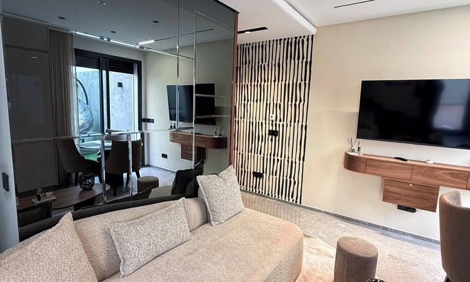 RACINE EXTENSION Apartment | Warm Wood & Design - Triangle d'Or - CBA
