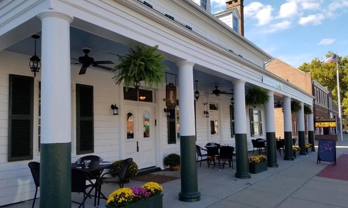 Princess Anne Hotel | Washington Inn & Tavern