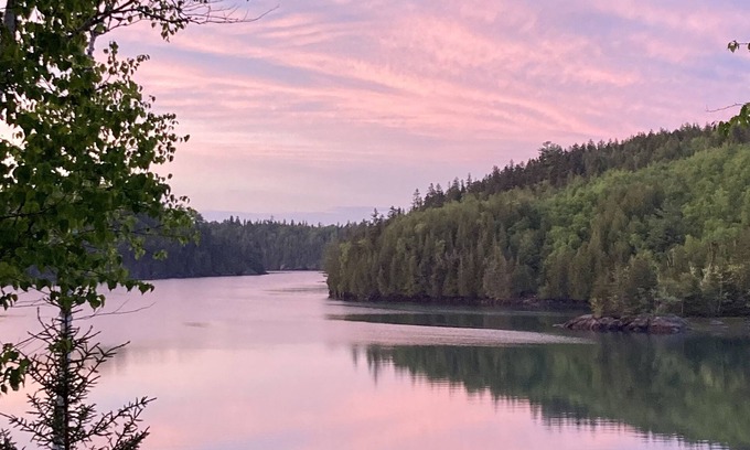 Lubec House | Water front house. A deck you will not want to leave!