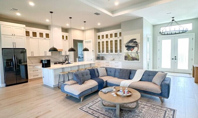 South Gulf Cove House | Water's Edge Retreat
